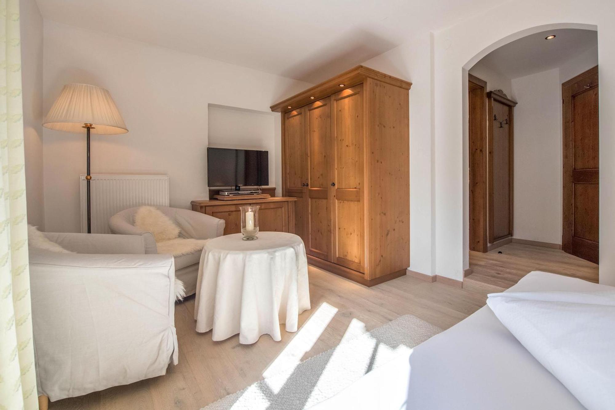 Hotel Alpenblick Zillertal Хипах Стая снимка