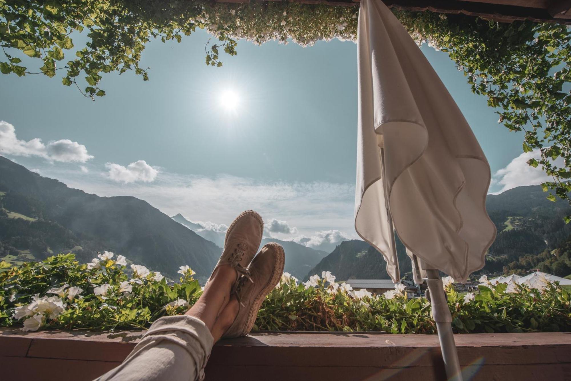 Hotel Alpenblick Zillertal Хипах Екстериор снимка