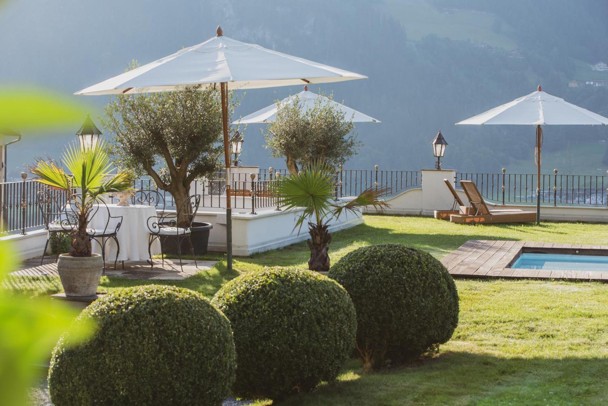 Hotel Alpenblick Zillertal Хипах Екстериор снимка