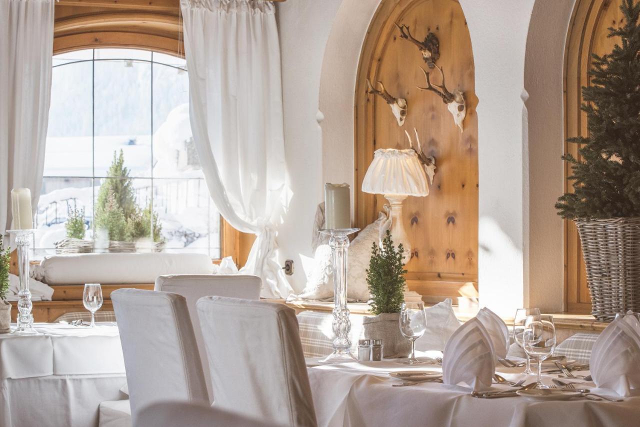 Hotel Alpenblick Zillertal Хипах Екстериор снимка